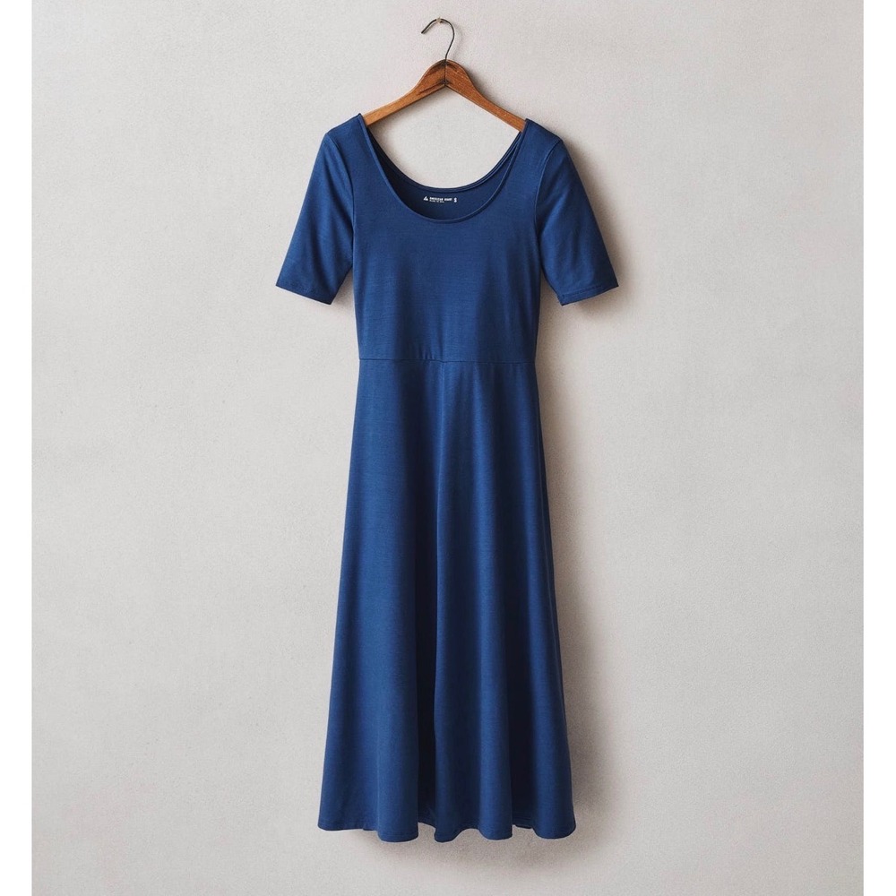 NWOT American Giant Womens Short Sleeve Flex Dress S Blue Fit & Flare